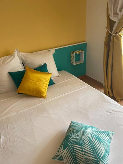 Le Mayakudja D'Or Appartement Sainte-Anne  Buitenkant foto